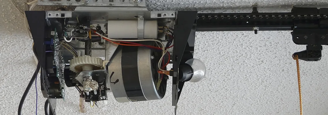 Sliding Garage Door Humming Noise Repair in Milton, Ontario