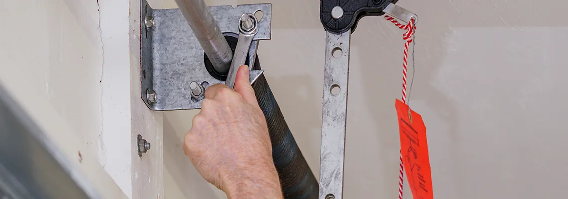 Fix Residential Garage Door in Milton, Ontario