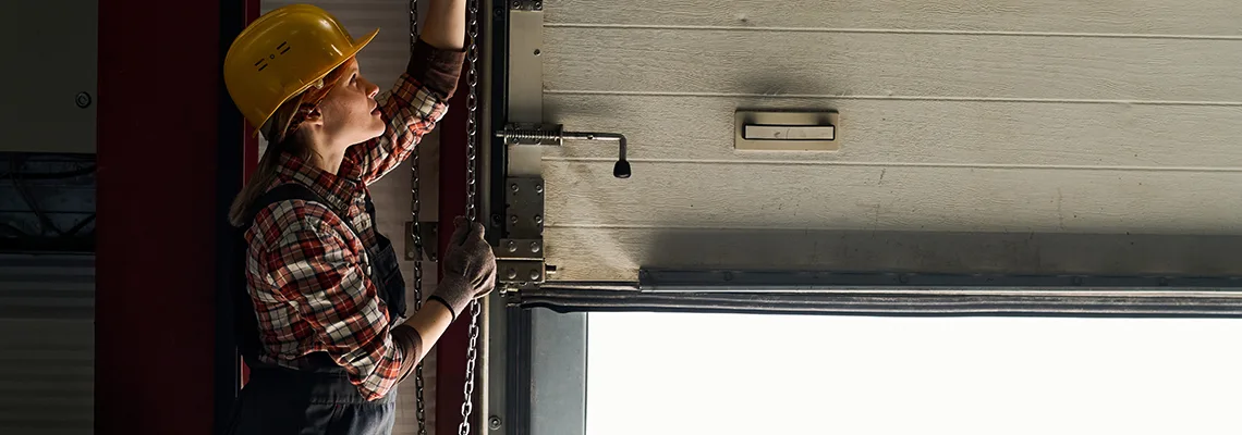 Overhead Garage Door Technician in Milton, ON