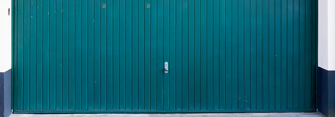 Vinyl Garage Doors Repair Specialists in Milton, ON
